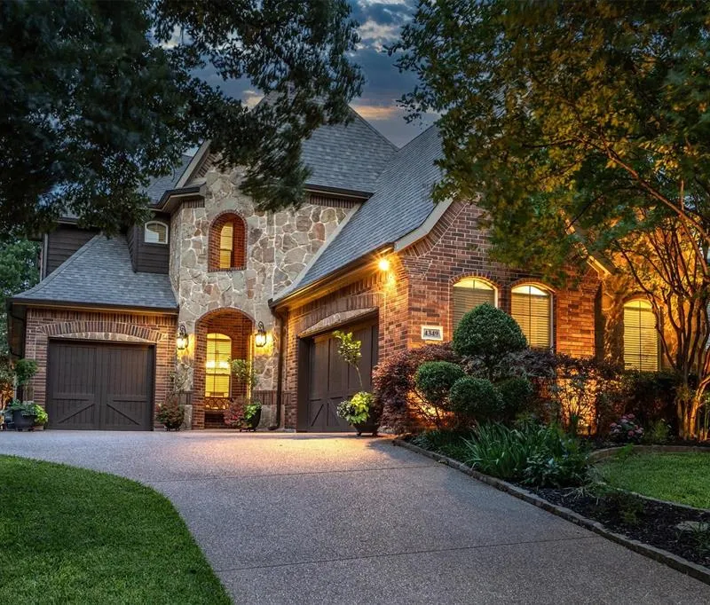 4349 Crestwood Court, Grapevine TX 76051