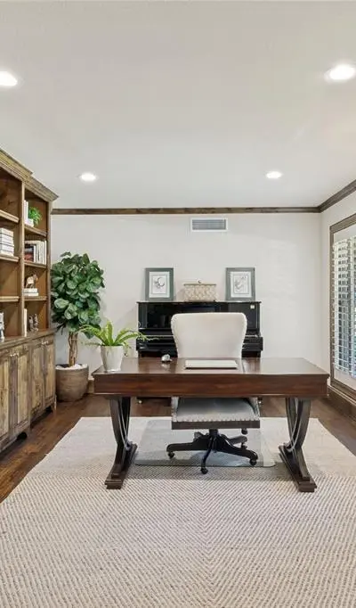 4429 Goodfellow Drive, Dallas TX 75229 - Photo 5