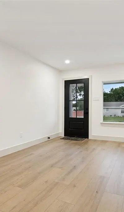 404 Jolee Street, Richardson TX 75080 - Photo 5