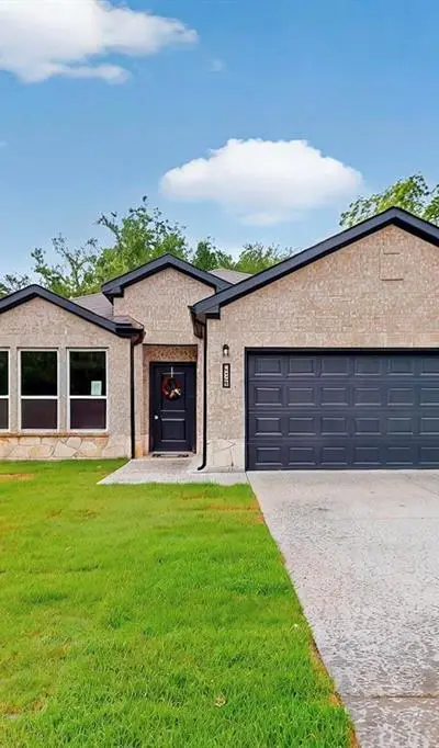415 Martin Luther King Jr Street, Sulphur Springs TX 75482 - Photo 3