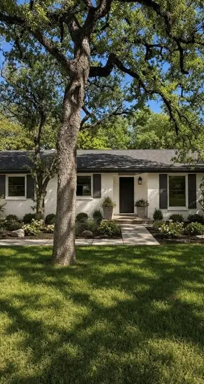 209 Mistletoe Lane, Keene TX 76059