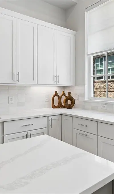 4617 Greenborough Lane, Dallas TX 75219 - Photo 3