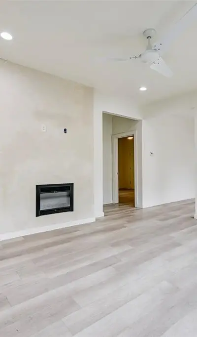 2109 Gould Avenue, Fort Worth TX 76164 - Photo 5