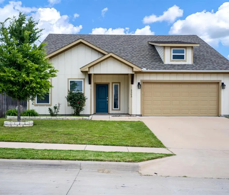 3303 Sweetwater Way, Sherman TX 75090