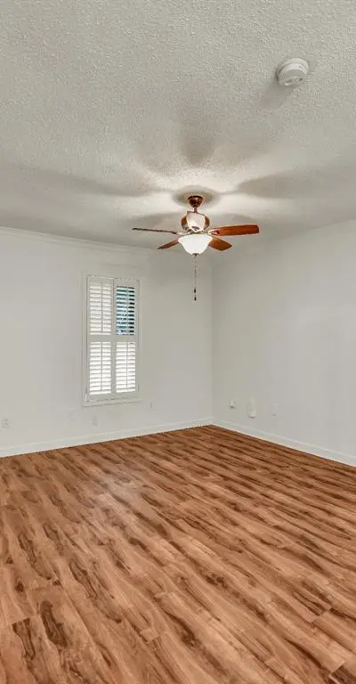 7521 Pawnee Trail, Lake Worth TX 76135 - Photo 5