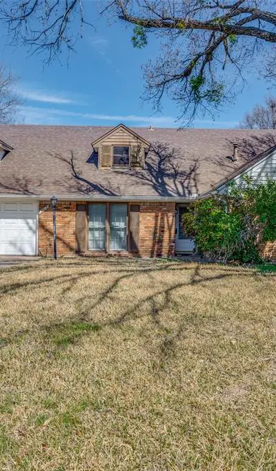 5613 Westcreek Drive, Fort Worth TX 76133