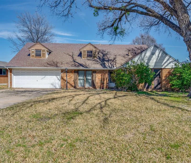 5613 Westcreek Drive, Fort Worth TX 76133