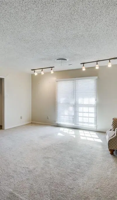 5613 Westcreek Drive, Fort Worth TX 76133 - Photo 3
