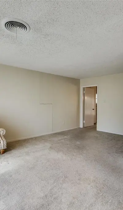 5613 Westcreek Drive, Fort Worth TX 76133 - Photo 4