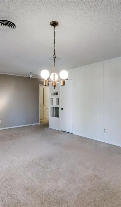 5613 Westcreek Drive, Fort Worth TX 76133 - Photo 5