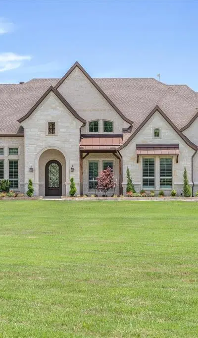 900 VZ County Road 3414, Wills Point TX 75169