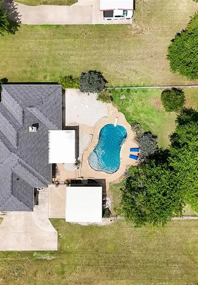 2831 Skinner Road, Midlothian TX 76065 - Photo 2