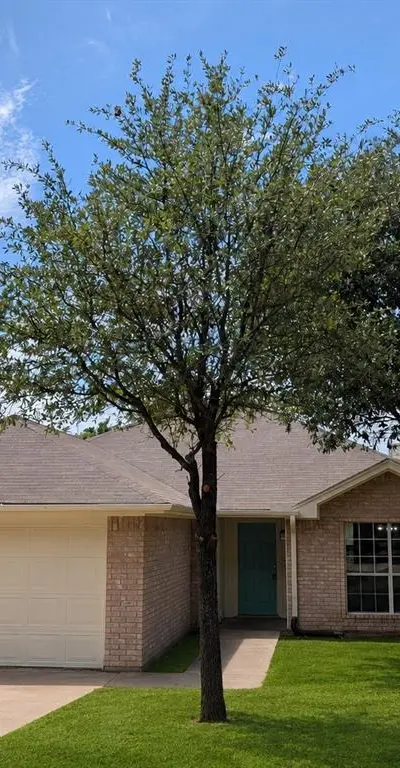4821 Saint Thomas Place, Fort Worth TX 76135