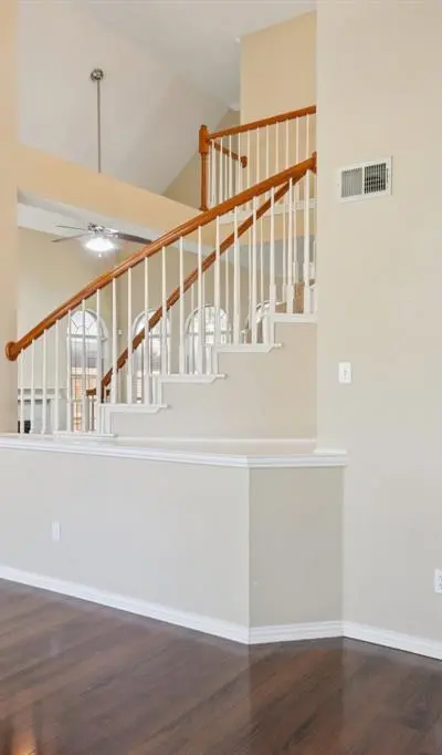 9354 Riverwalk Lane, Irving TX 75063 - Photo 5