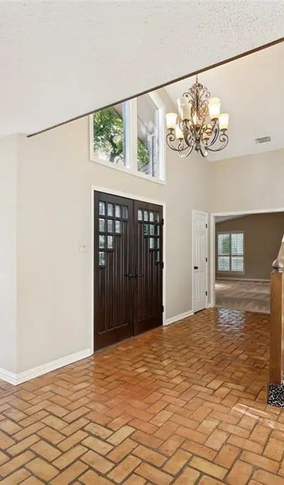 804 Firewheel Trail, Fort Worth TX 76112 - Photo 4
