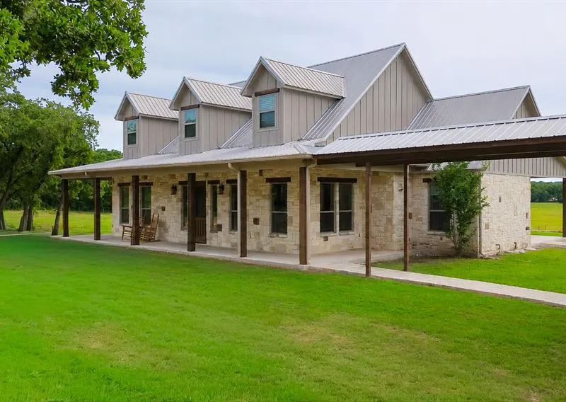 6085 County Road 146, Lipan TX 76462