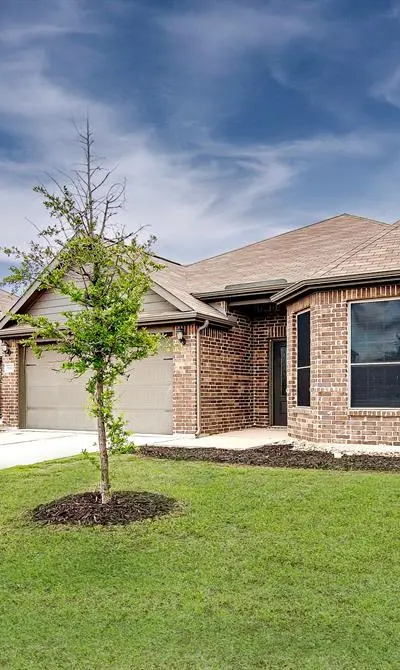 1813 Rialto Lane, Crowley TX 76036 - Photo 2