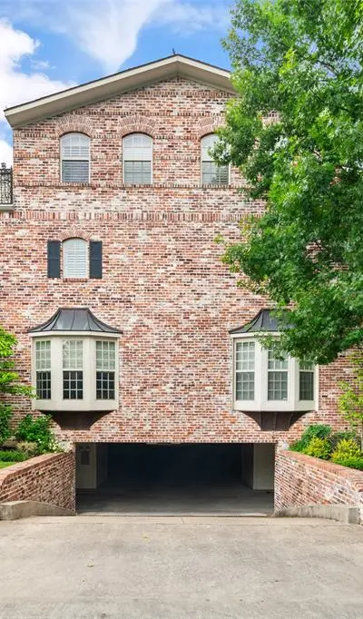 4110 Prescott Avenue # G, Dallas TX 75219 - Photo 2