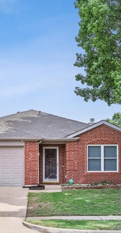 840 Lariat Drive, Saginaw TX 76131