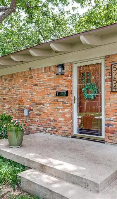 5254 Lambeth Lane, Fort Worth TX 76112 - Photo 5