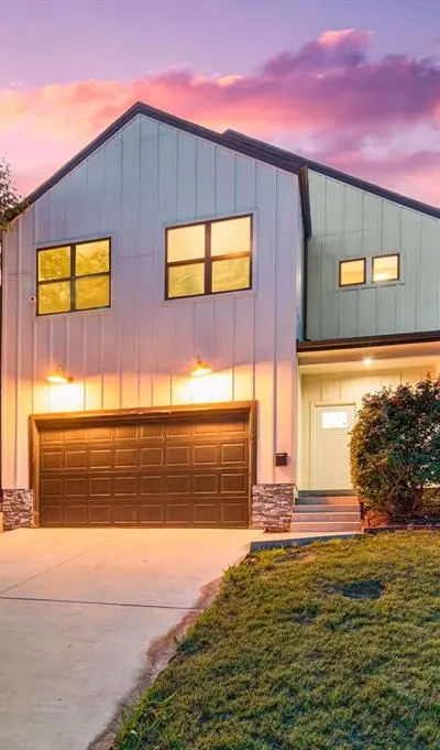 4912 Ridglea Lane, Fort Worth TX 76116