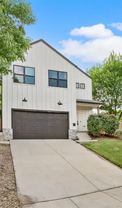 4912 Ridglea Lane, Fort Worth TX 76116 - Photo 2