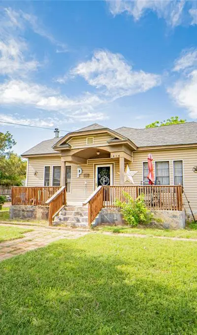 1404 W Walker Street, Breckenridge TX 76424
