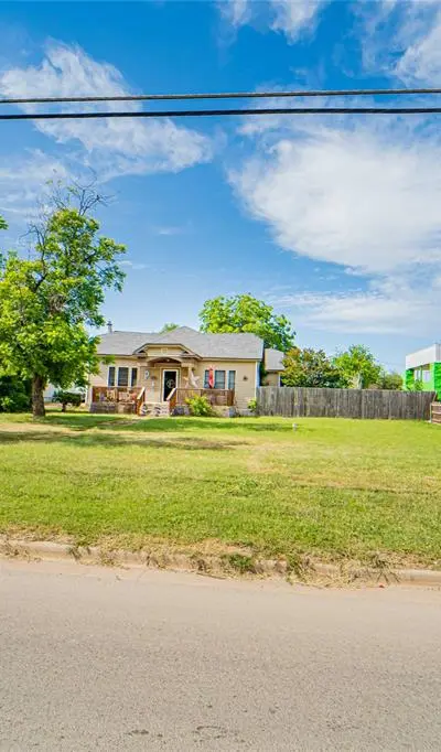 1404 W Walker Street, Breckenridge TX 76424 - Photo 3