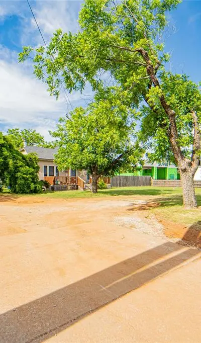 1404 W Walker Street, Breckenridge TX 76424 - Photo 4