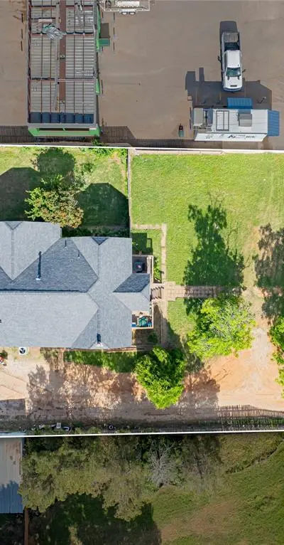 1404 W Walker Street, Breckenridge TX 76424 - Photo 5