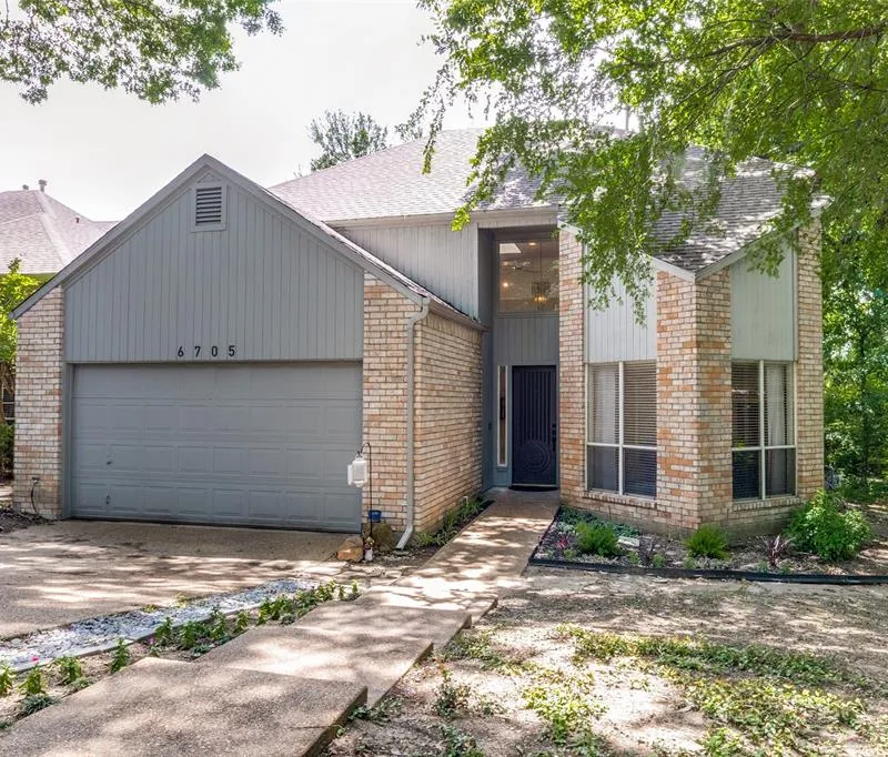 6705 Clear Springs Circle, Garland TX 75044