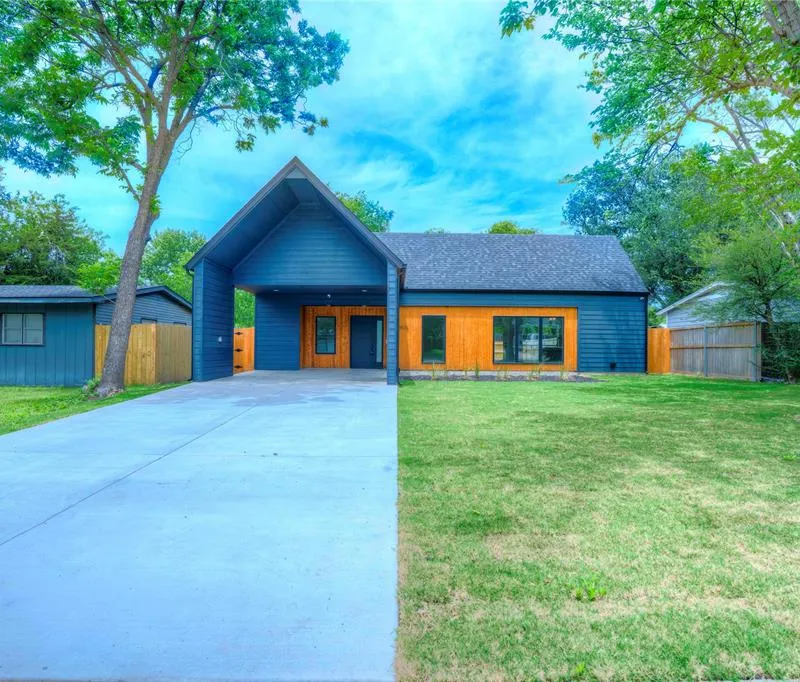 11535 Strand Street, Dallas TX 75218