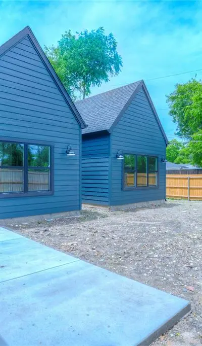 11535 Strand Street, Dallas TX 75218 - Photo 2