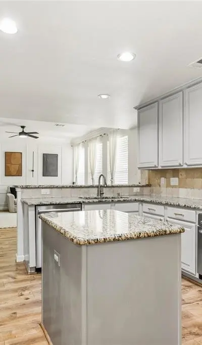 1212 Rooney Lane, Carrollton TX 75007 - Photo 5