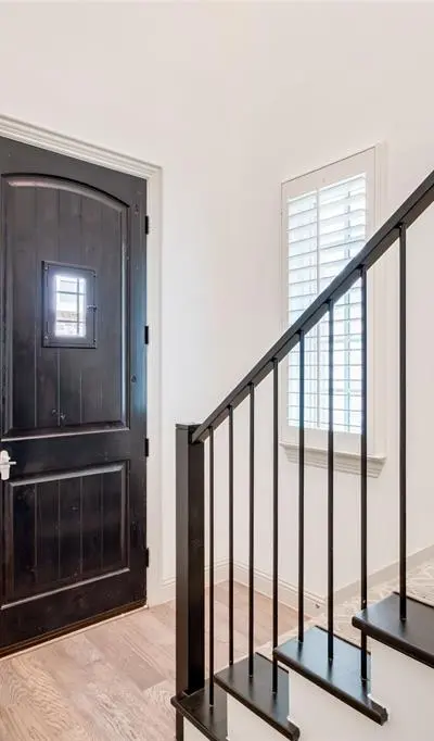 7124 Soto Street, Dallas TX 75223 - Photo 3