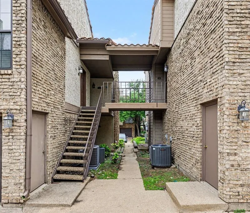 336 Melrose Drive # 18A, Richardson TX 75080