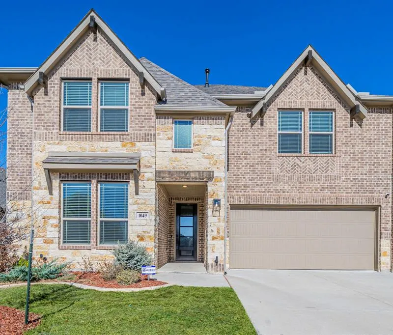 1049 Snowy Owl Drive, Alvarado TX 76009
