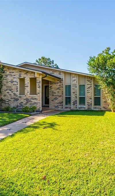 2200 Marble Falls Drive, Carrollton TX 75007