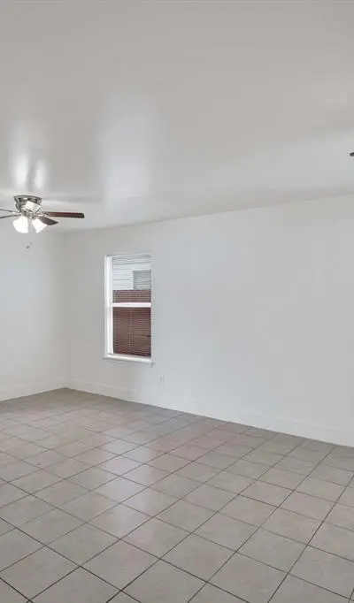 2306 Balvanera Plaza, Dallas TX 75211 - Photo 3