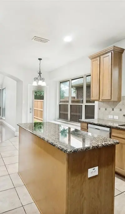 7071 Sea Star, Grand Prairie TX 75054 - Photo 4
