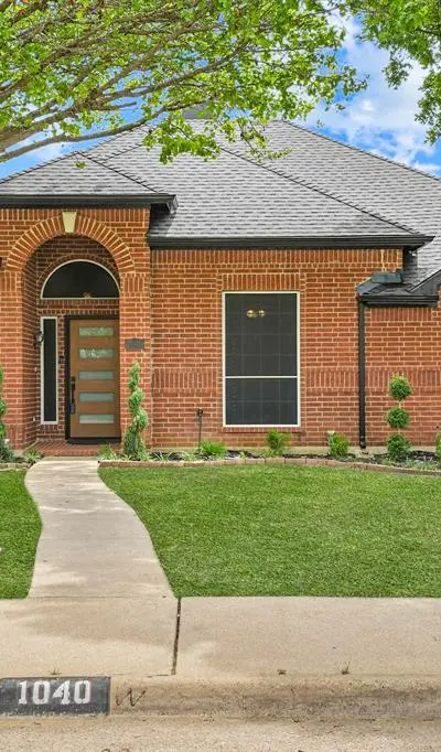 1040 Essex Drive, Cedar Hill TX 75104