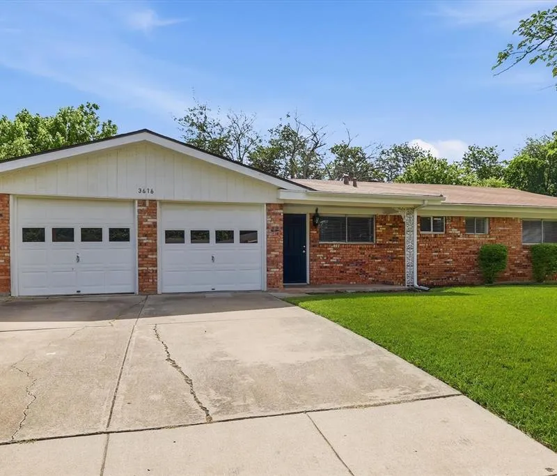 3616 Venice Drive, North Richland Hills TX 76180