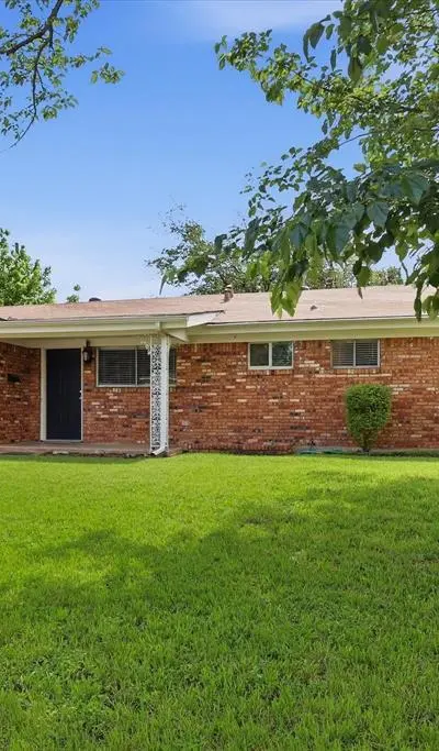 3616 Venice Drive, North Richland Hills TX 76180 - Photo 4