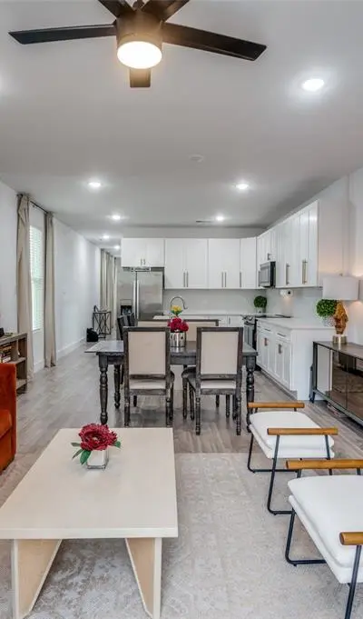 2325 Budd Street, Dallas TX 75215 - Photo 2