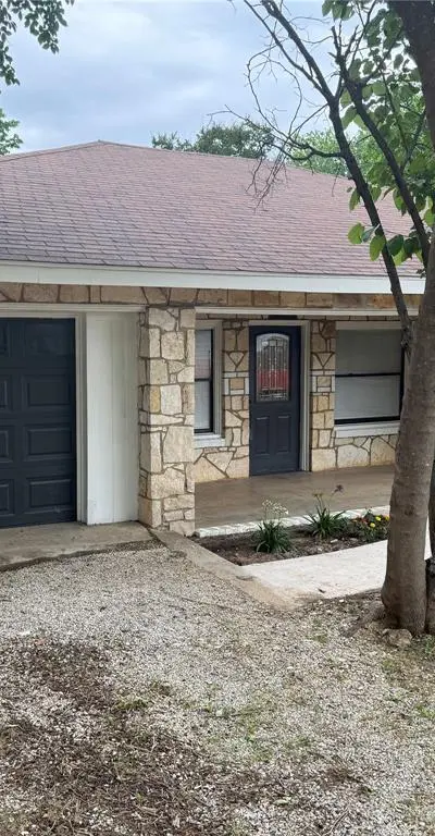 607 E Hundley Drive, Lake Dallas TX 75065