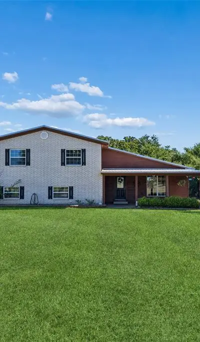 2986 Vz County Road 3208, Wills Point TX 75169