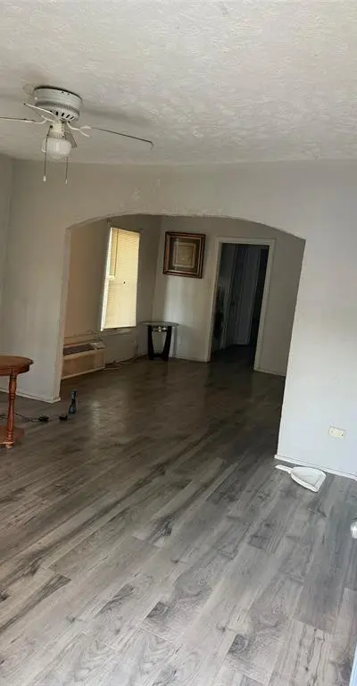 2738 Lawrence Street, Dallas TX 75215 - Photo 2