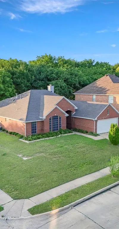 8343 Crystalwood Drive, Dallas TX 75249 - Photo 2