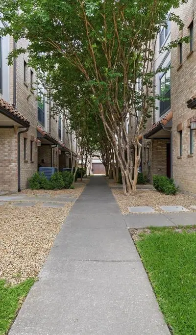 13900 Noel Road # 15, Dallas TX 75240 - Photo 4