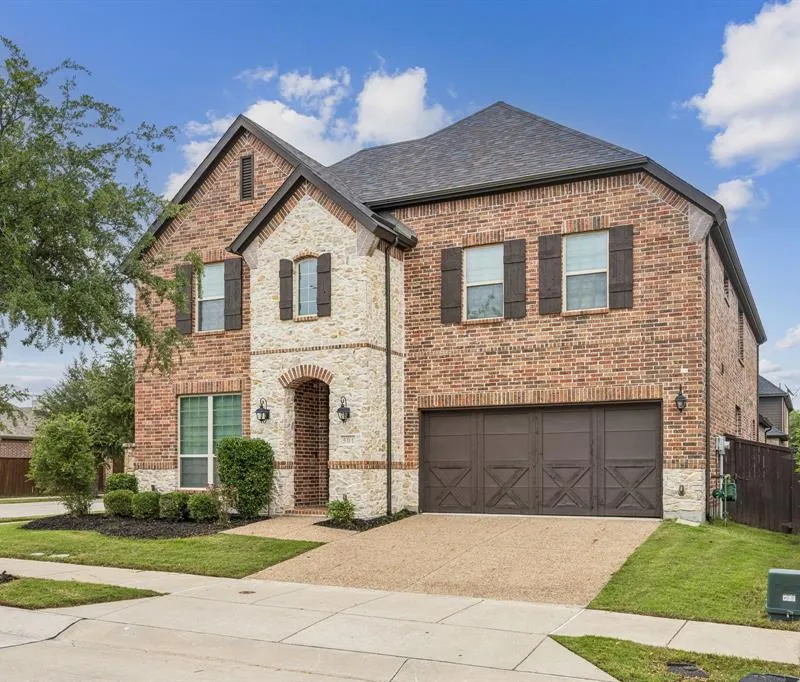501 Winehart Street, Lewisville TX 75056